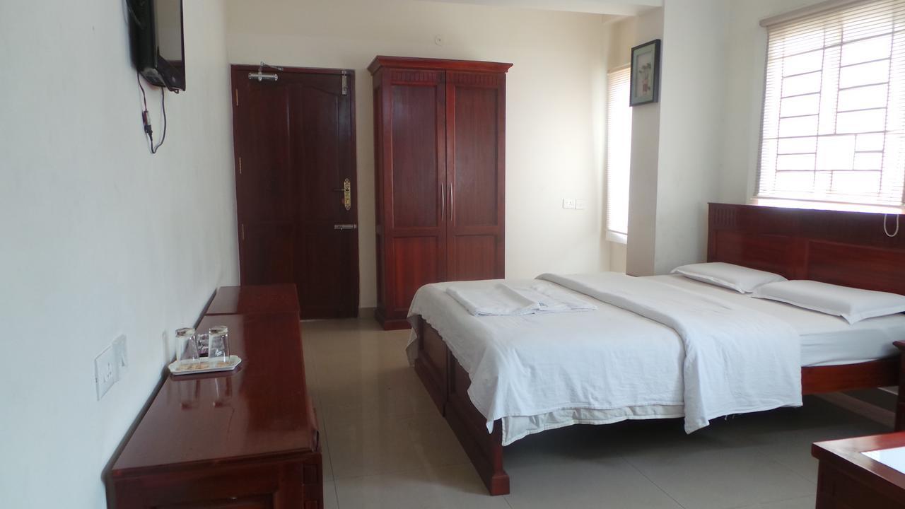 Kooloth Lake View Residency Hotel Coimbatore Exterior foto
