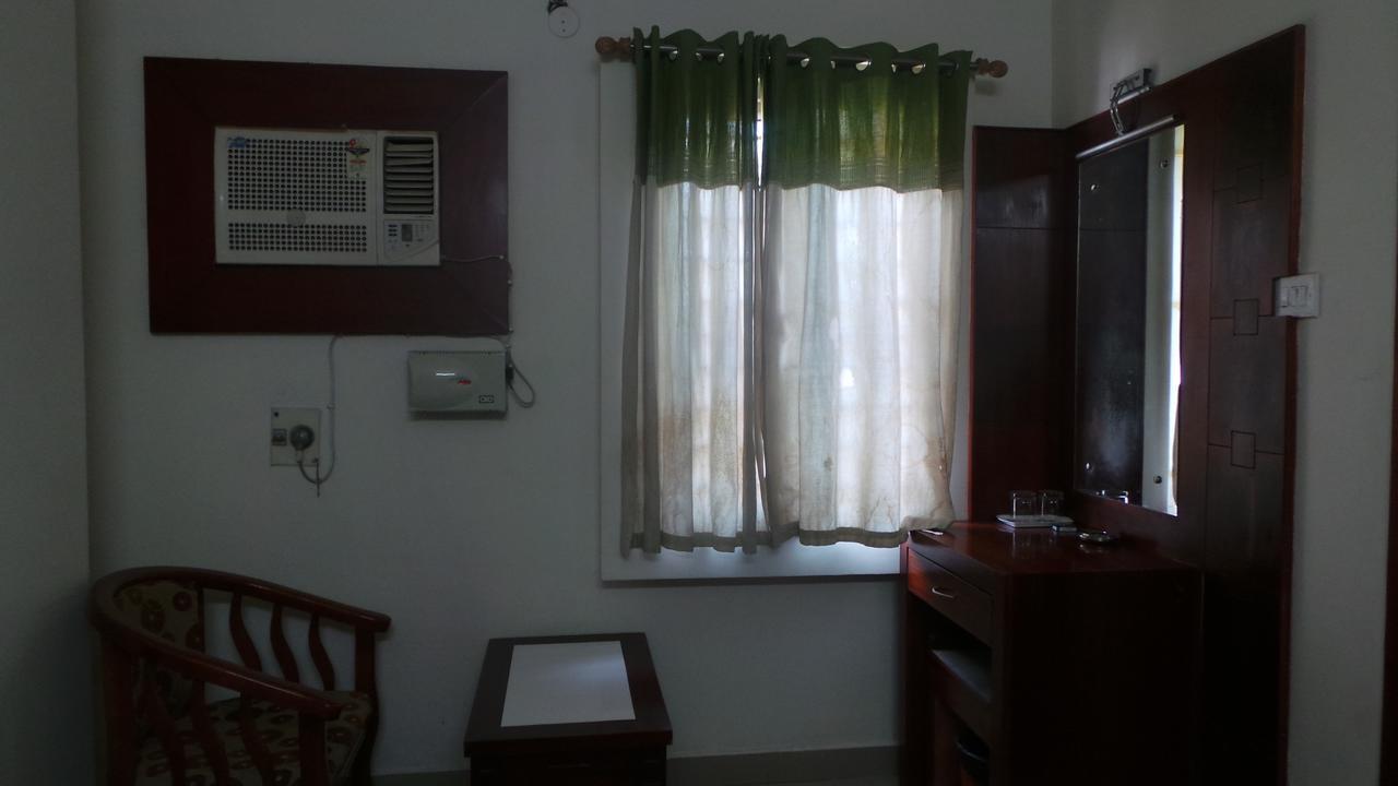 Kooloth Lake View Residency Hotel Coimbatore Exterior foto